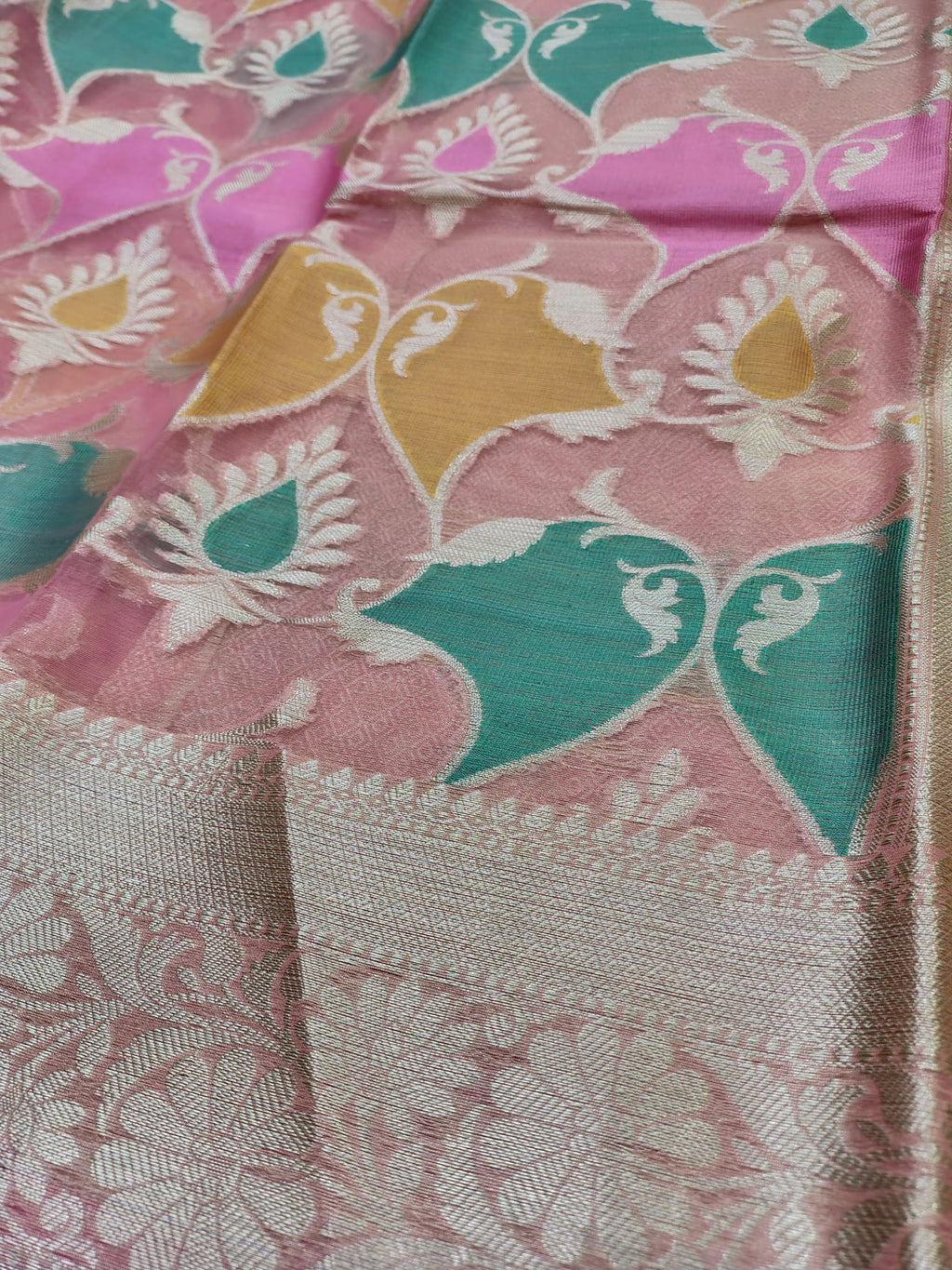 Pink Organza Banarasi Saree – Rangkaat Tilfi Jaal