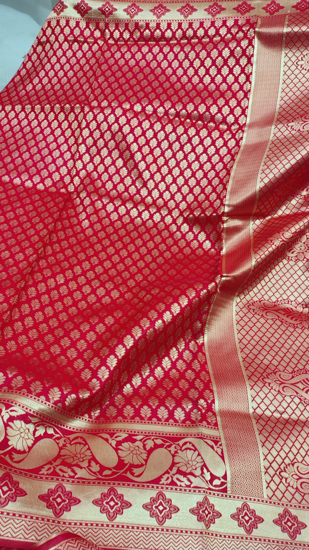 Red Banarasi Soft Silk Saree with Traditional Zari Motifs