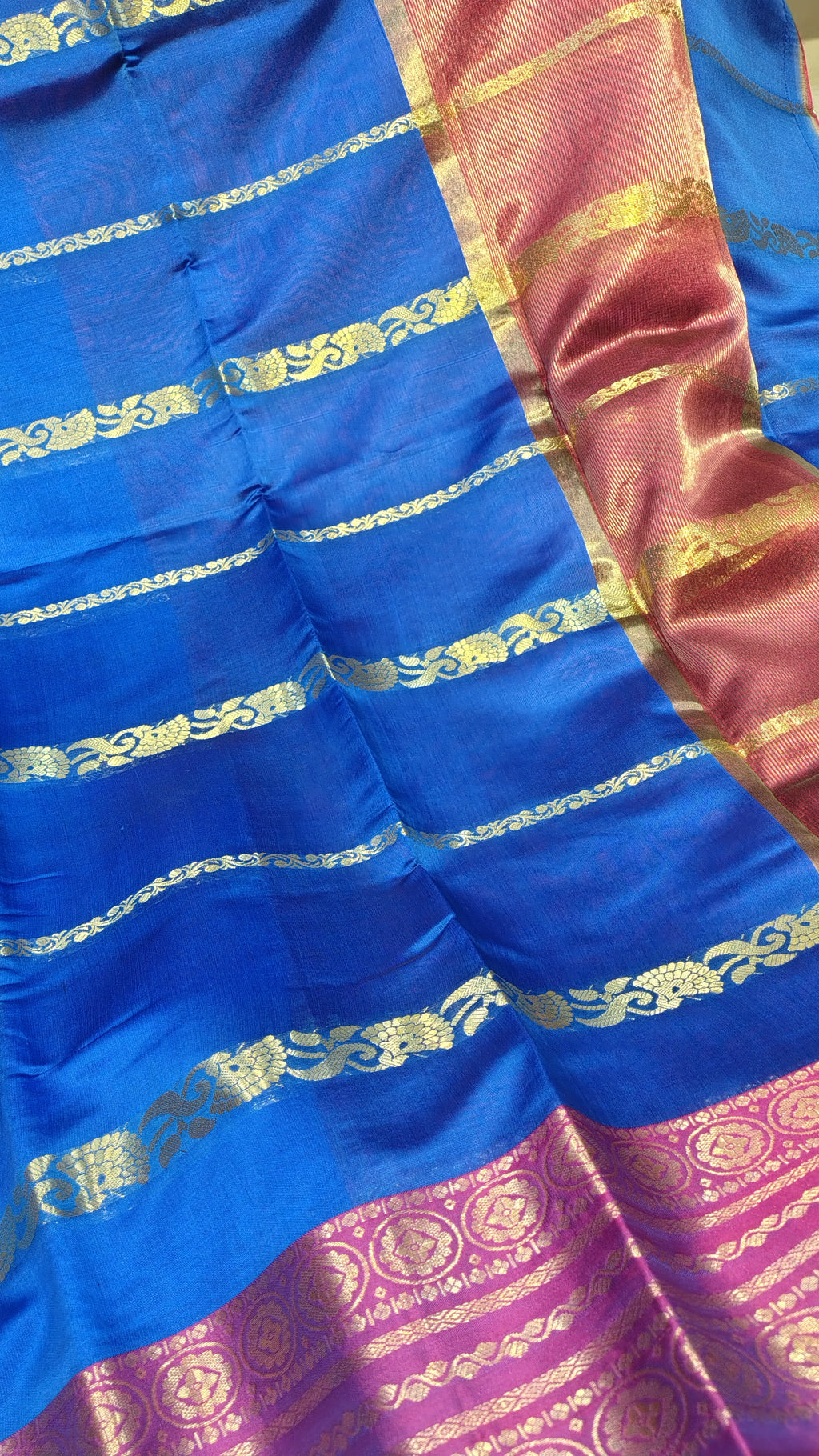 Royal Blue Banarasi Soft Art Silk Saree with Linear Weave