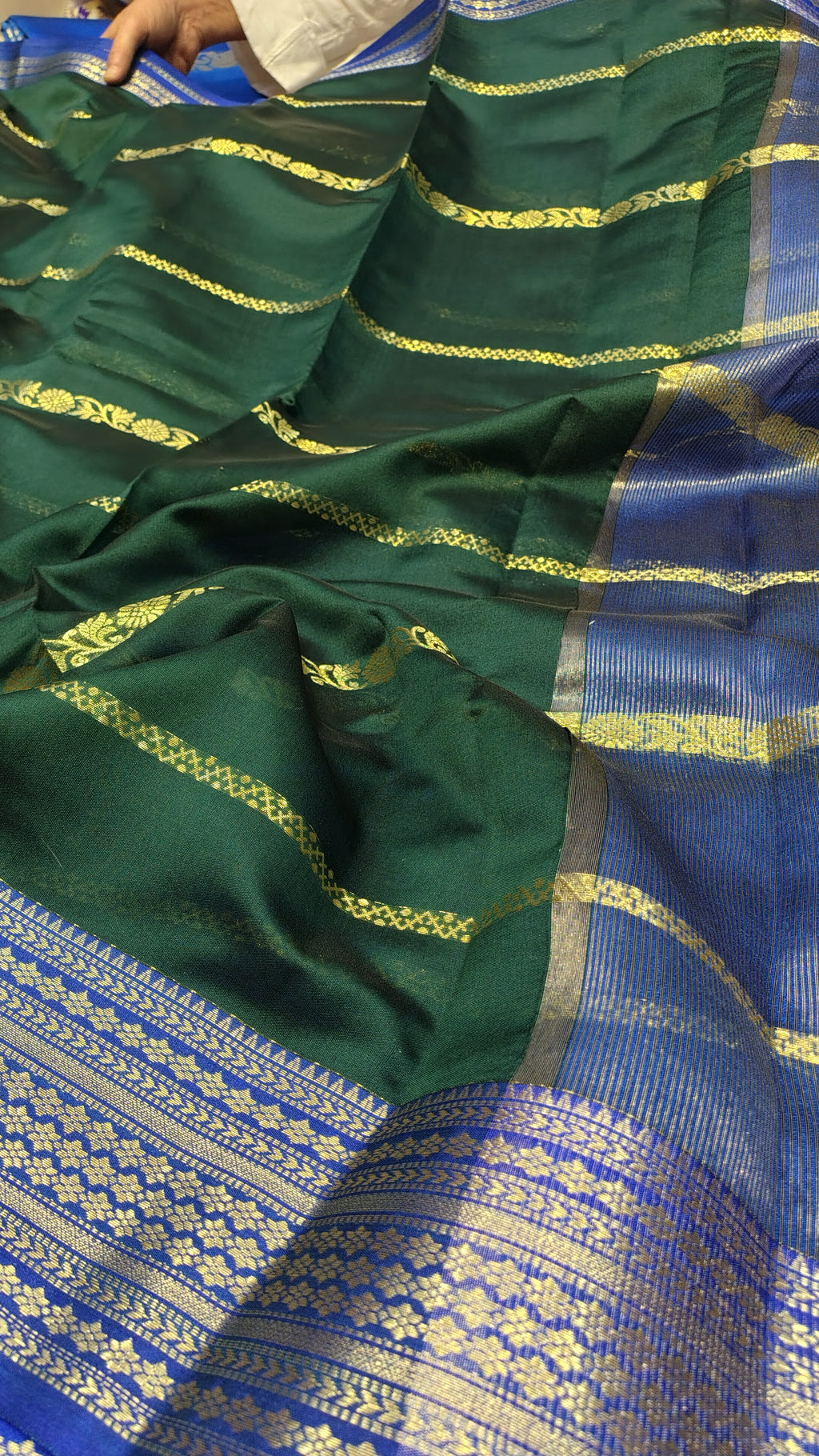 Green Linear Banarasi Soft Art Silk Saree