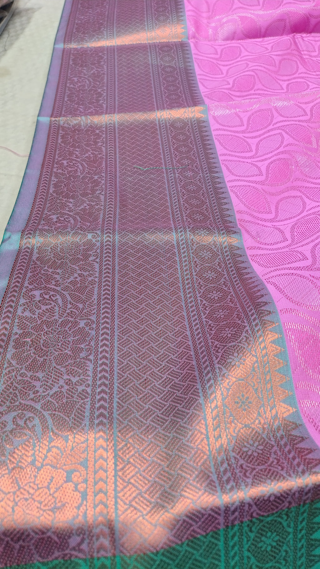 Pink Banarasi Saree – Leaf Tanchoi Weave with Triple Border