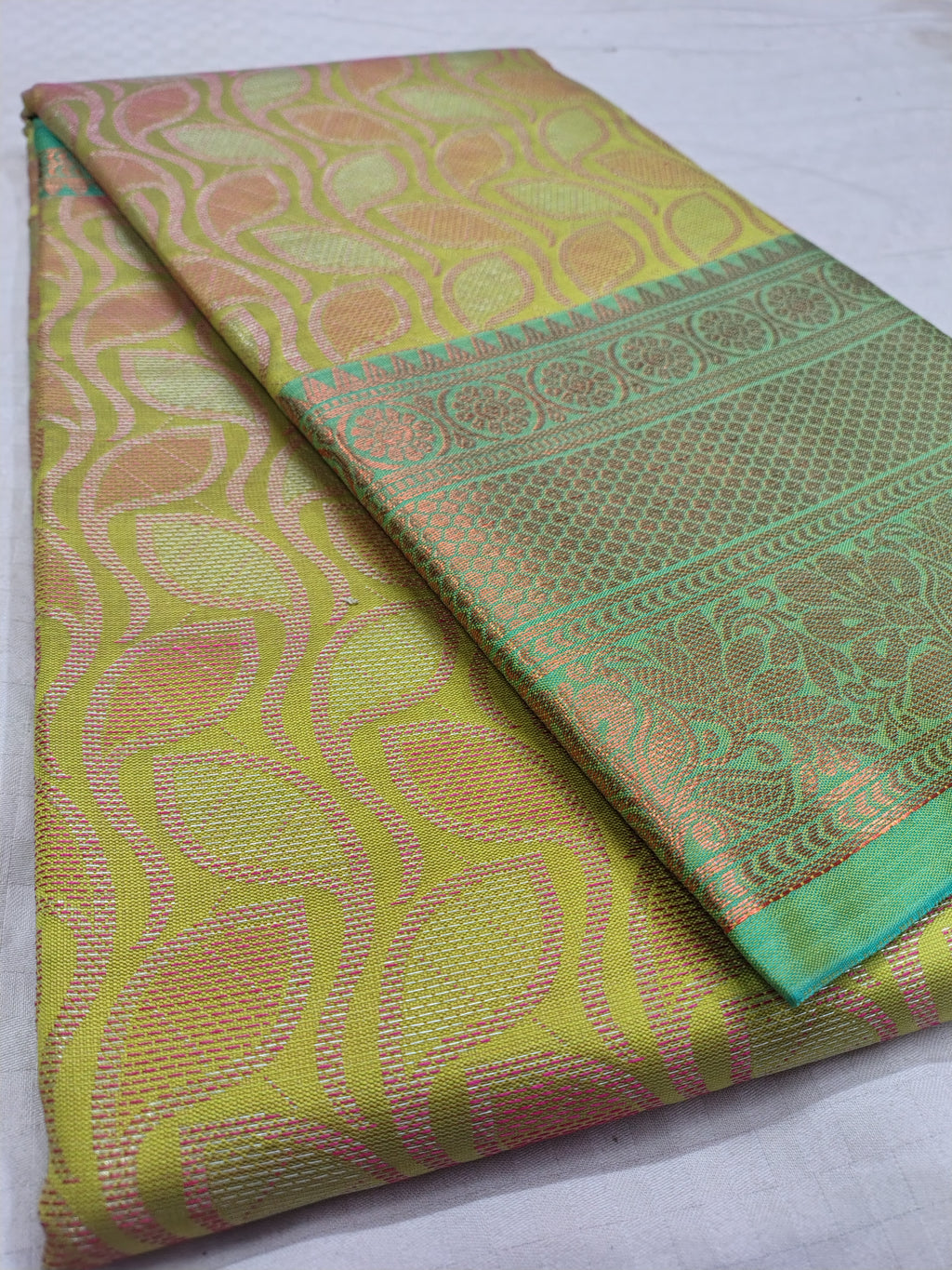 Parrot Green Banarasi Saree –  Leaf Tanchoi Weave with Triple Border