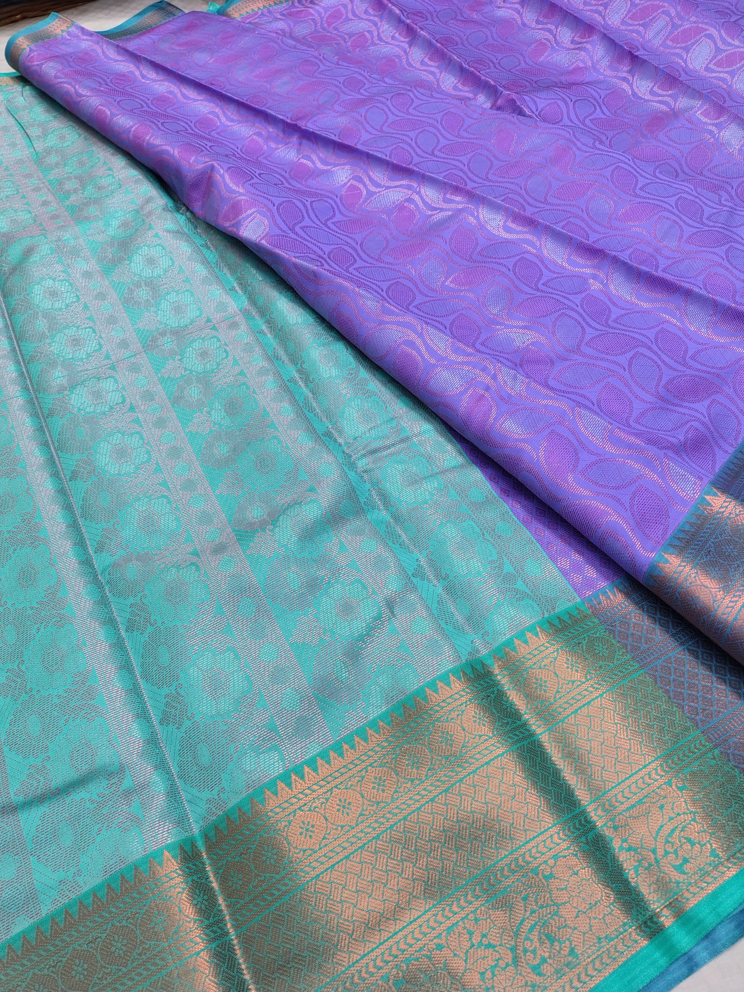 Purple Fancy Banarasi Saree – Leaf Tanchoi Weave with Triple Border